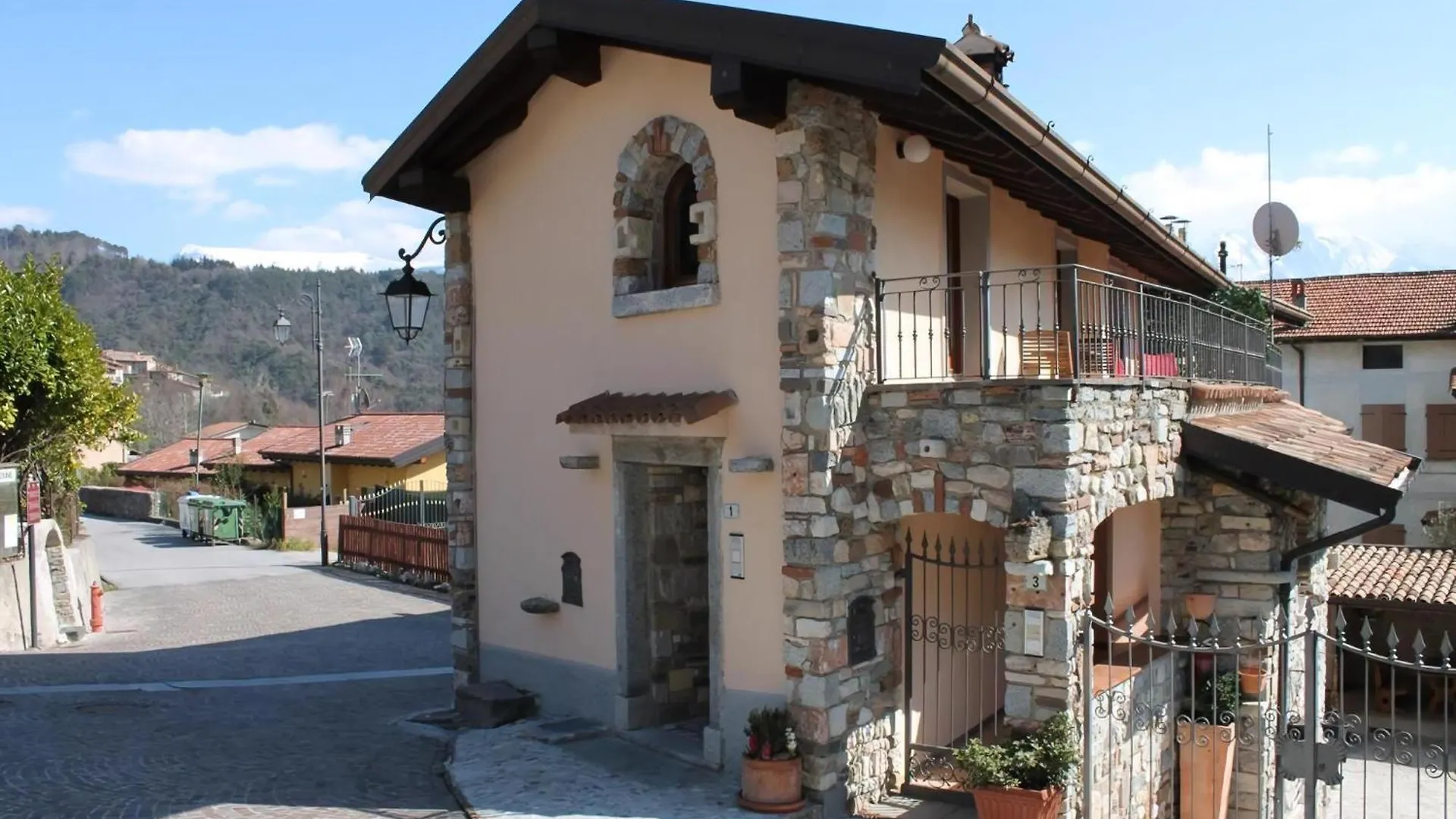 Апартаменты Ferienwohnung Casa Rita 1 In Vesio Tremosine